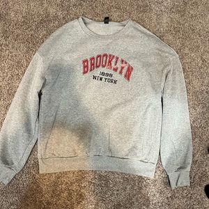 Grey crewneck